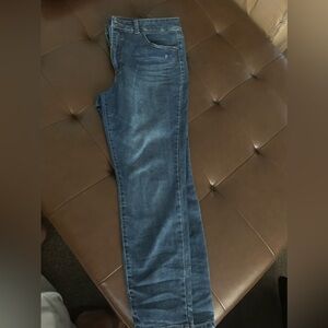 all worn no more than 4x